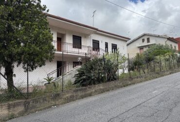 Viale Annunziata appartamento in villa Viale Annunziata appartamento in villa